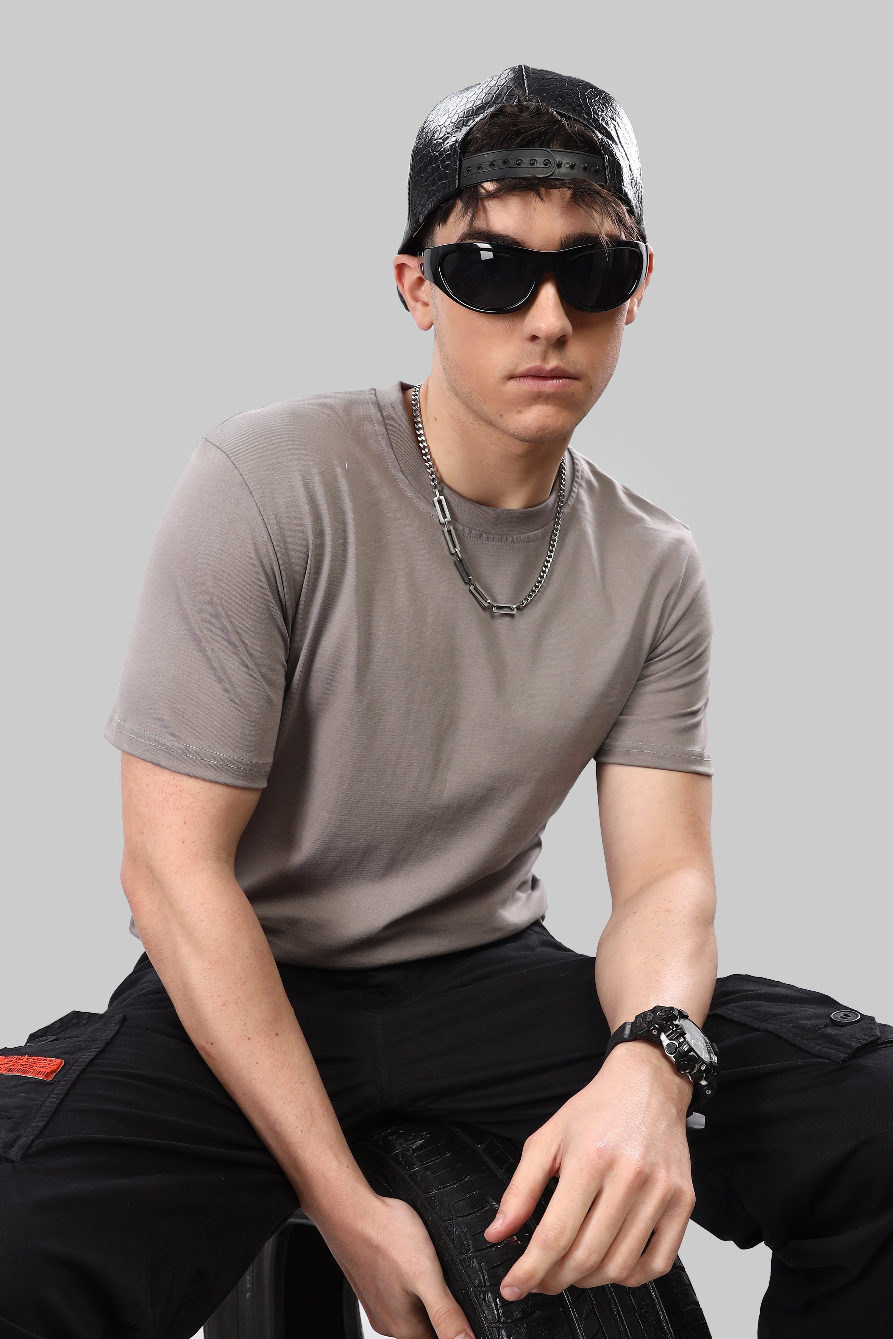 Ash Grey Pure Cotton Crew Neck T-Shirt – 220 GSM