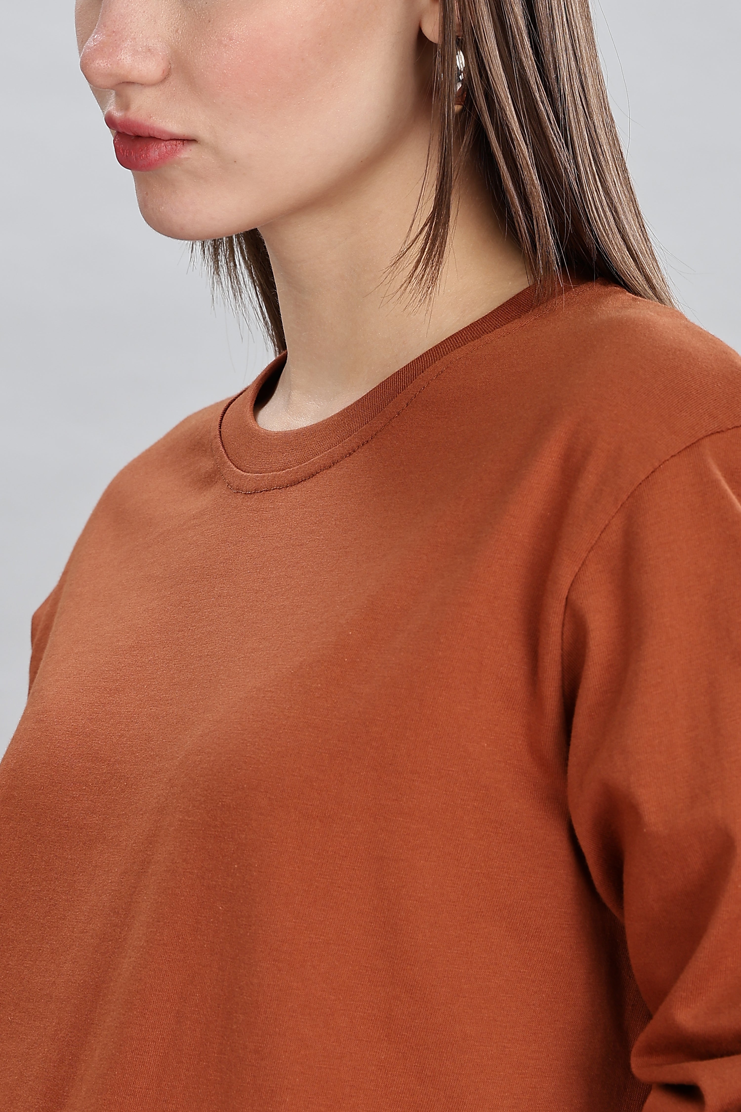 Mud Long Sleeve Rounded Neck T-Shirt